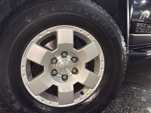 Used 2007 Toyota FJ Cruiser Base w/ Upgrade Pkg 2 image 8