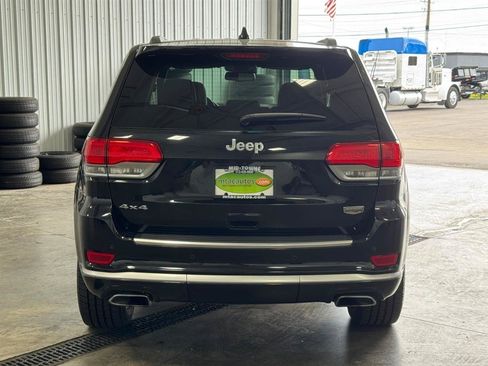 Used 2016 Jeep Grand Cherokee Summit w/ Platinum Series Group AWD/4WD image 40