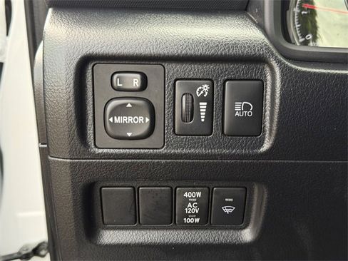 Certified 2024 Toyota 4Runner TRD Off-Road Premium image 20