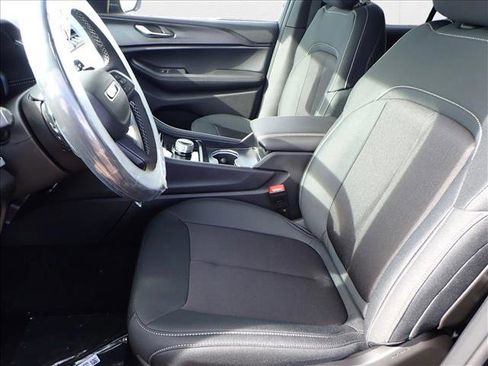 New 2025 Jeep Grand Cherokee Laredo X w/ Luxury Tech Group I image 12