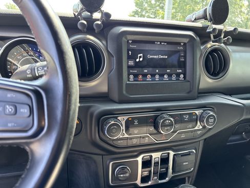 Used 2021 Jeep Gladiator Sport AWD/4WD image 31