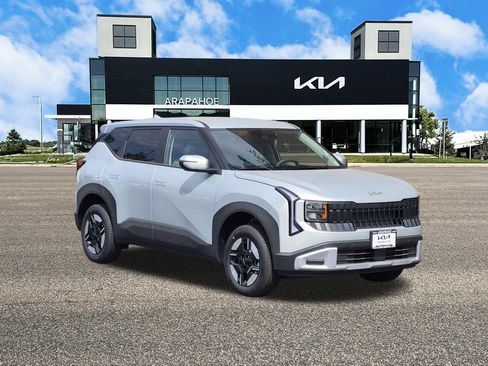 New 2027 Kia Seltos LX AWD/4WD image 3