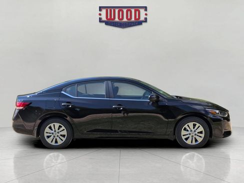 Used 2025 Nissan Sentra S FWD image 2