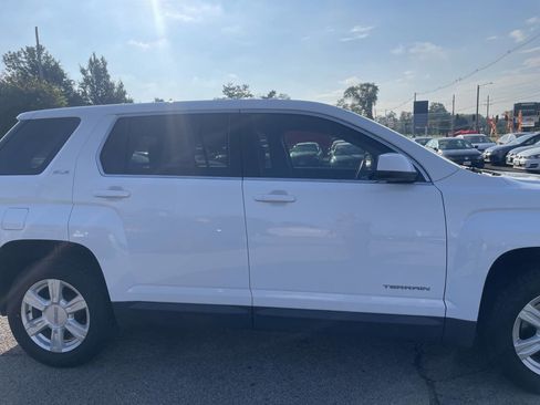 Used 2015 GMC Terrain SLE image 4