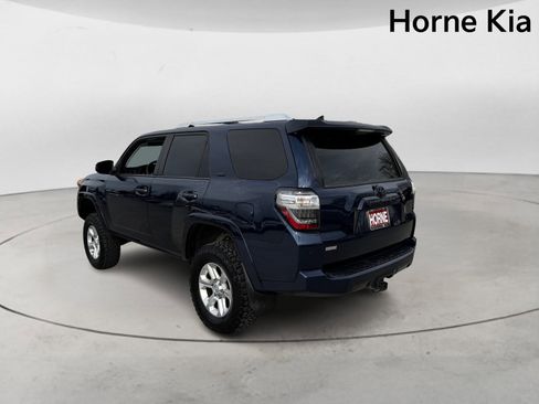Used 2014 Toyota 4Runner SR5 image 5