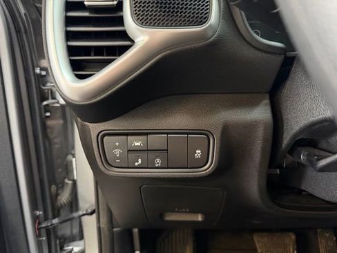 Used 2022 Kia Soul LX w/ Technology Package FWD image 17