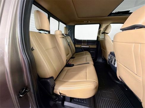 Used 2022 Ford F350 Lariat image 32