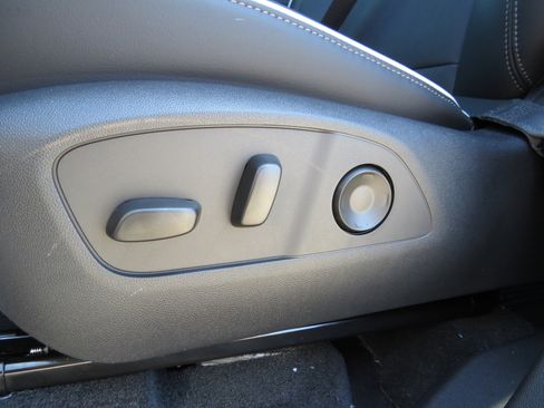 New 2026 Buick Enclave Preferred w/ Power Package image 21