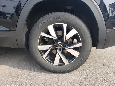 Used 2023 Volkswagen Atlas Cross Sport SE AWD/4WD image 27
