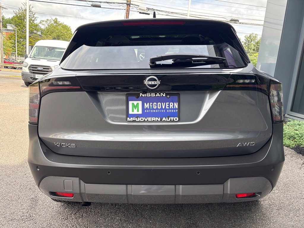 Certified 2026 Nissan Kicks SV w/ SV Premium Package AWD/4WD image 6