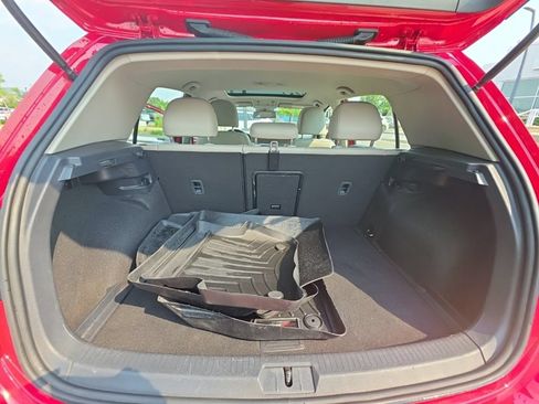 Used 2016 Volkswagen Golf SE w/ Lighting Package FWD image 22