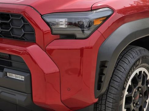 Used 2025 Toyota 4Runner TRD Off-Road AWD/4WD image 7
