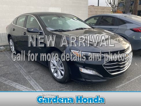 Used 2025 Chevrolet Malibu LT image 1