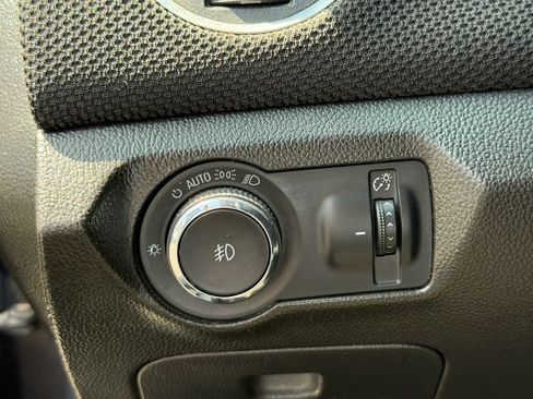 Used 2015 Chevrolet Cruze LT w/ Sun And Sound Package FWD image 43