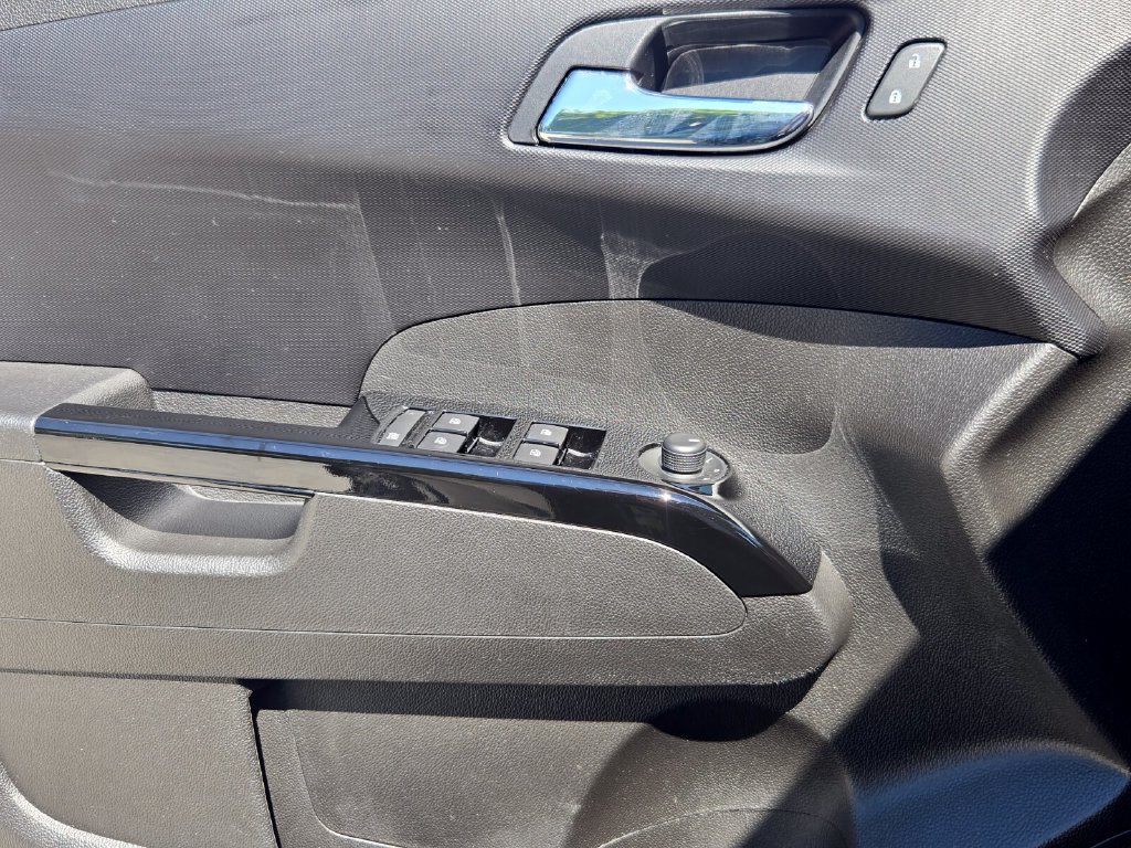Used 2018 Chevrolet Sonic LT w/ Convenience Package FWD image 24