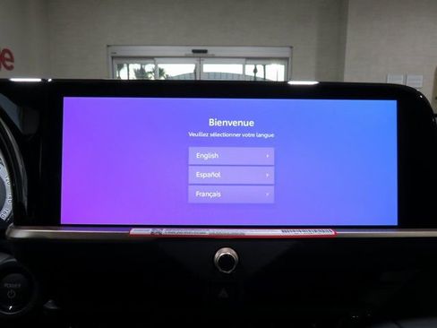 New 2025 Toyota Crown Signia image 28