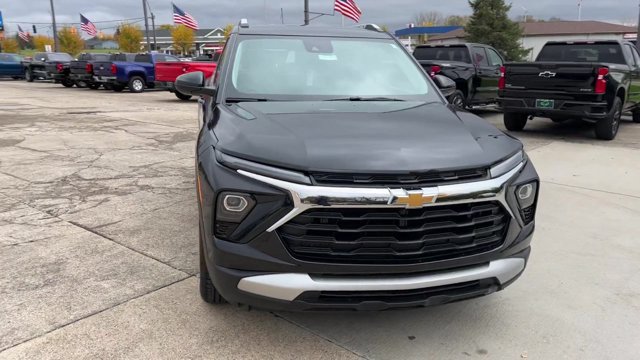 Used 2024 Chevrolet TrailBlazer LT FWD image 4