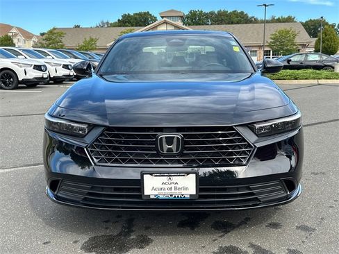 Used 2025 Honda Accord Sport image 6
