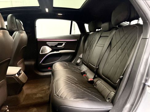 Used 2023 Mercedes-Benz EQS 450+ Sedan image 19