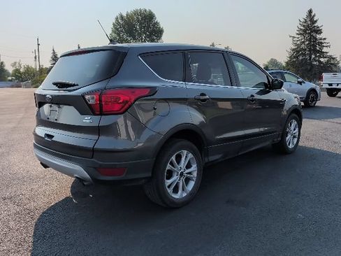 Used 2019 Ford Escape SE AWD/4WD image 3