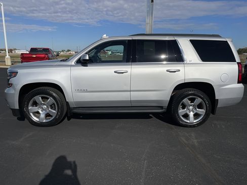 Used 2020 Chevrolet Tahoe LT w/ Luxury Package image 2