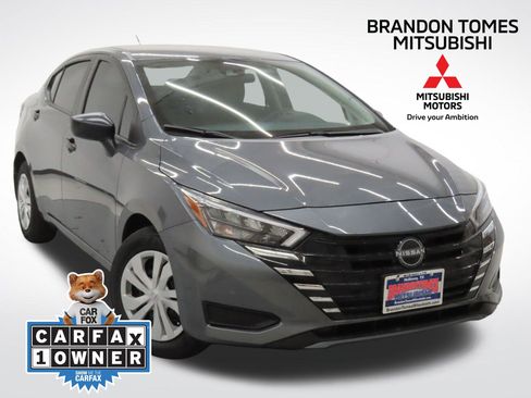 Used 2025 Nissan Versa S w/ Trunk Package image 1