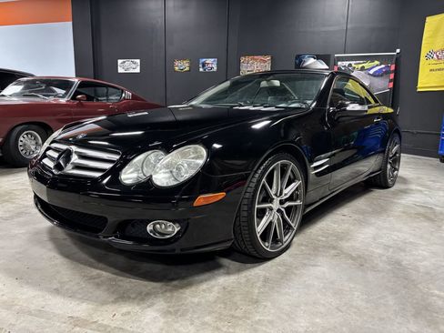 Used 2008 Mercedes-Benz SL 550 image 3