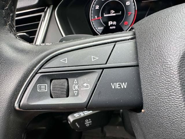 Used 2022 Audi Q5 2.0T Premium Plus w/ Premium Plus Package AWD/4WD image 32