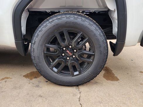 New 2026 GMC Sierra 1500 Elevation AWD/4WD image 50