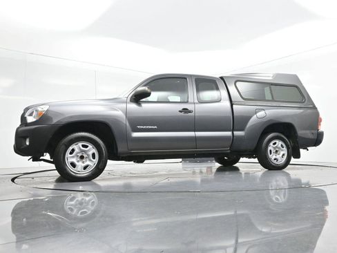 Used 2014 Toyota Tacoma 2WD Access Cab image 32