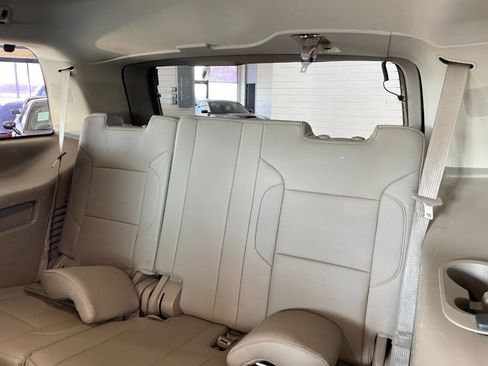 Used 2016 GMC Yukon SLT w/ HD Trailering Package image 22