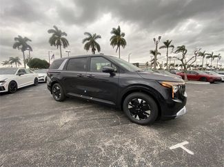 New 2026 Kia Carnival LXS video 1