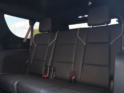 Used 2021 Cadillac Escalade ESV Sport w/ Driver Assist Tech Package image 28