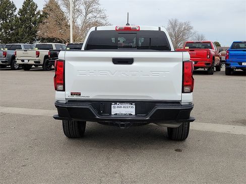 Used 2024 Chevrolet Colorado W/T image 9