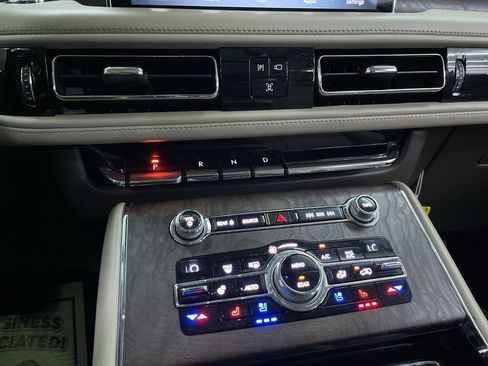 Used 2020 Lincoln Aviator Reserve w/ Equipment Group 201A image 23