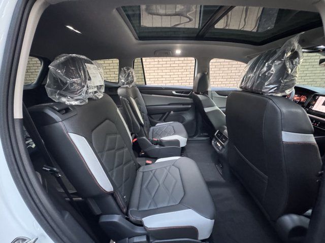 New 2026 Volkswagen Atlas Peak Edition AWD/4WD image 20