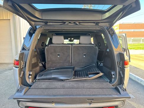 Used 2024 Rivian R1S Adventure image 35