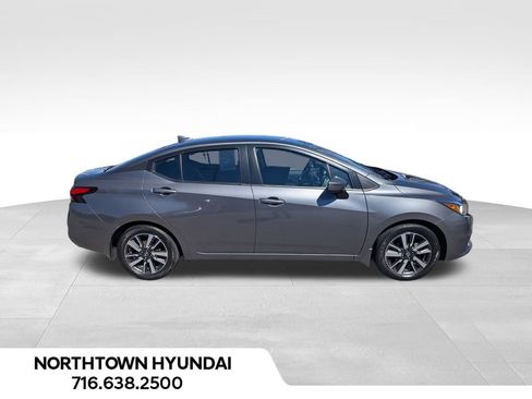Used 2021 Nissan Versa SV image 12