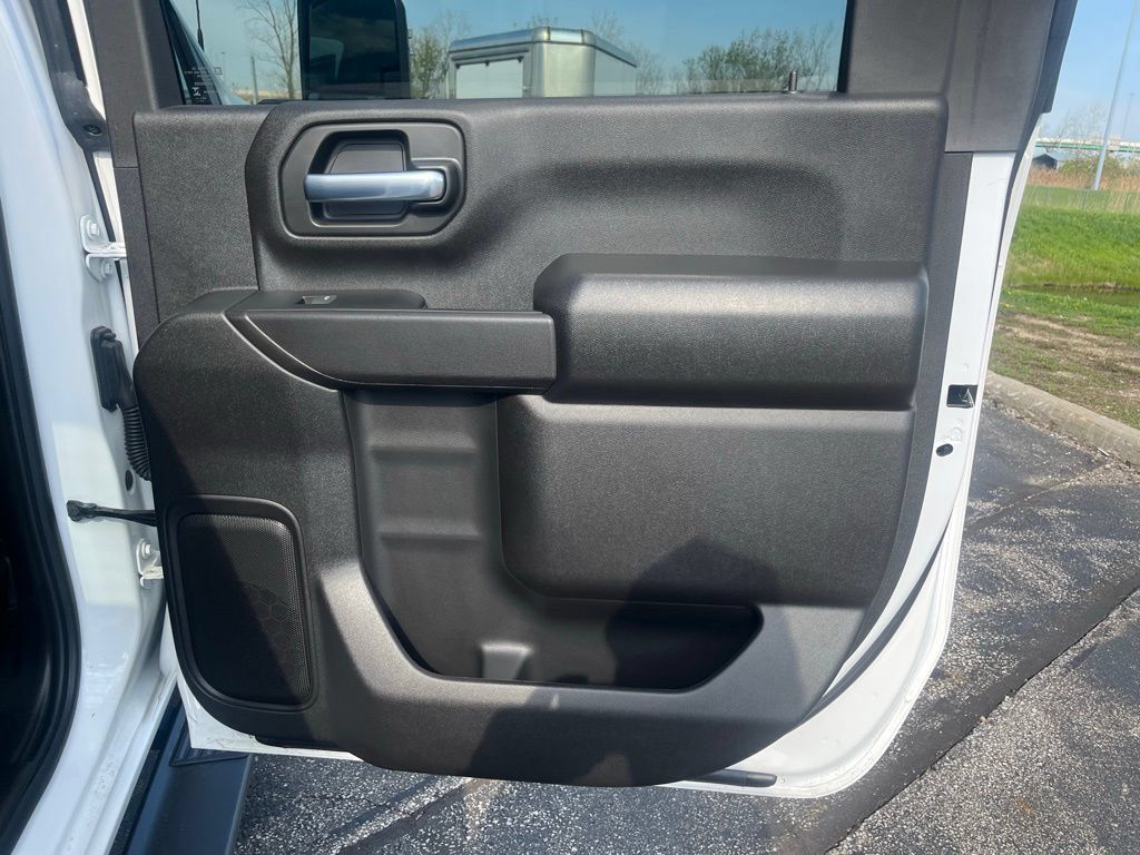 New 2025 Chevrolet Silverado 2500 Custom w/ Custom Convenience Package AWD/4WD image 27