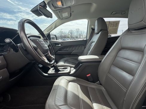 Used 2022 GMC Canyon Denali image 17