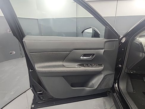 New 2026 Nissan Kicks SV w/ Charging Package image 13