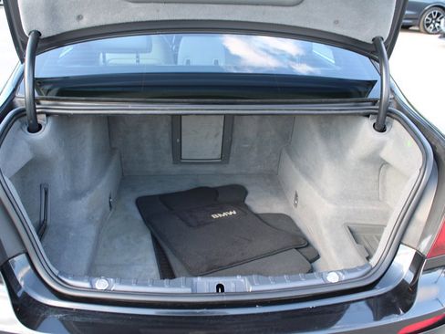 Used 2014 BMW 750Li xDrive image 33