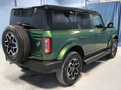 Used 2025 Ford Bronco Outer Banks AWD/4WD image 32