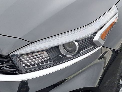 Certified 2023 Kia Forte LXS w/ LXS Technology Package image 10