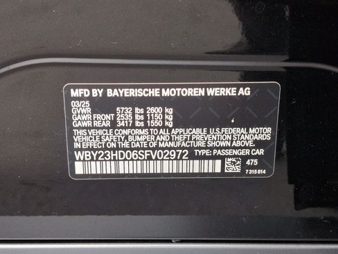 Used 2025 BMW i4 eDrive40 w/ Parking Assistance Package RWD image 35