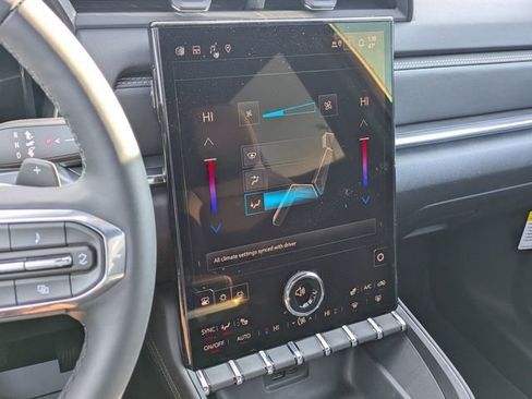 New 2026 GMC Terrain Elevation w/ Elevation Premium Package image 23