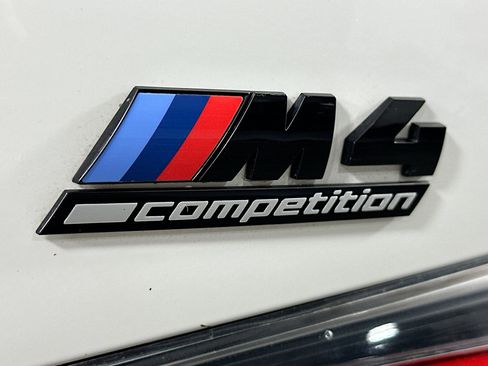 Used 2024 BMW M4 Competition w/ M Carbon Exterior Package image 26