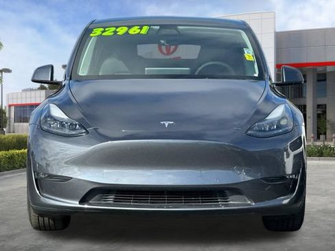 Used 2022 Tesla Model Y Performance AWD/4WD image 10