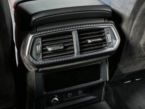 Used 2024 Lamborghini Urus S AWD/4WD image 34