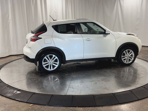 Used 2016 Nissan Juke SL image 9